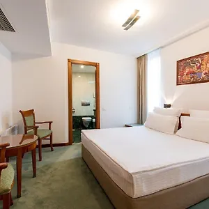Hotel Duke Romana Center