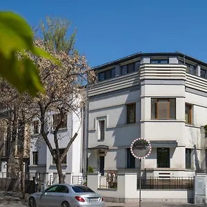 W29 Apartment