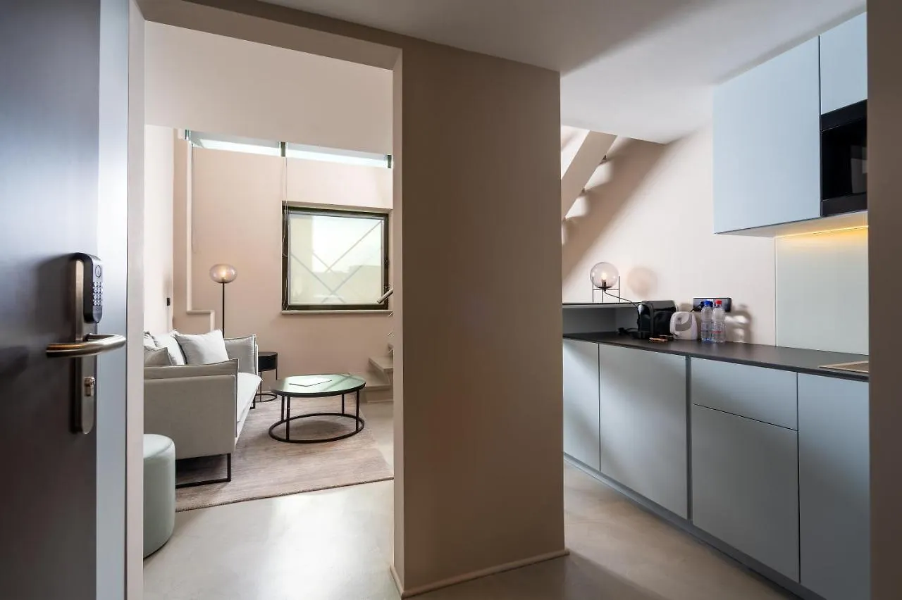 Visionapartments Bucharest - Contactless Check-In 4*,  Romania