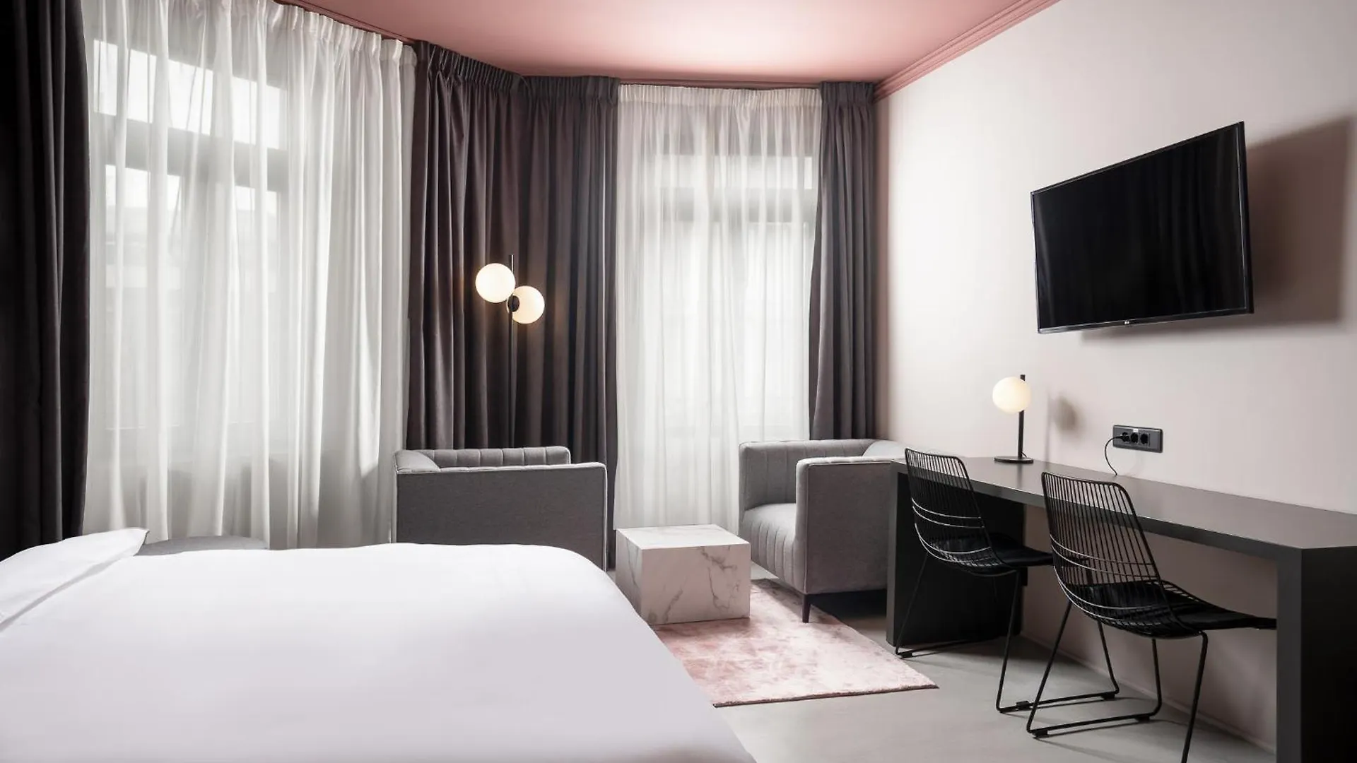 Aparthotel Visionapartments Bucharest - Contactless Check-In