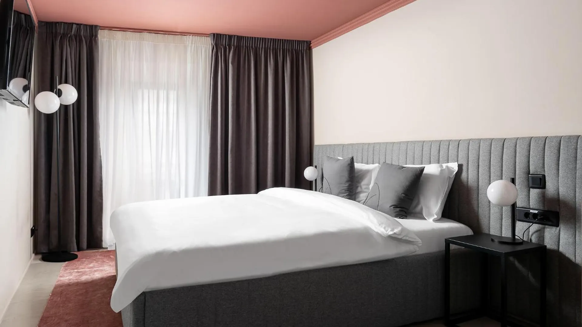 Aparthotel Visionapartments Bucharest - Contactless Check-In